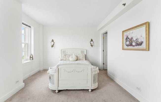 1 bed, 1 bath, 550 sqft, $3,400, Unit 1005