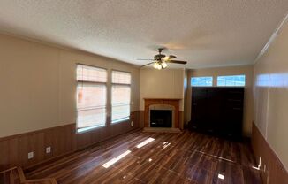 3 beds, 2 baths, $1,550