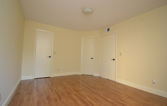 1 bed, 1 bath, $1,375, Unit # 204