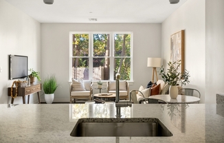 1 bed, 1 bath, $2,550, Unit 105