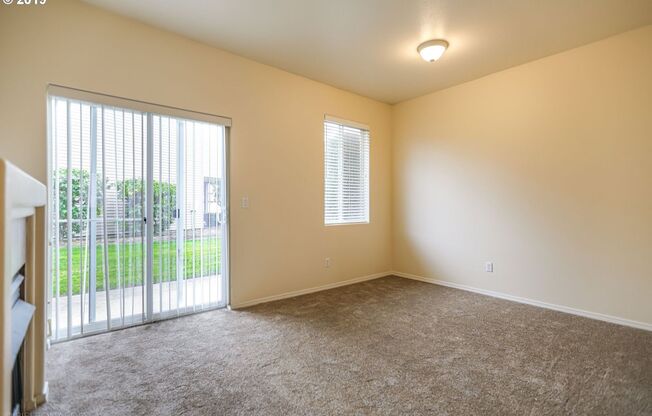 3 beds, 2 baths, $2,195, Unit # L 78