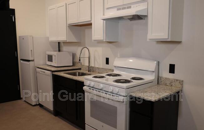 1 bed, 1 bath, 449 sqft, $695