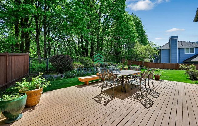 Beautiful Bellevue Home with 4 Beds + Bonus + Den for Rent