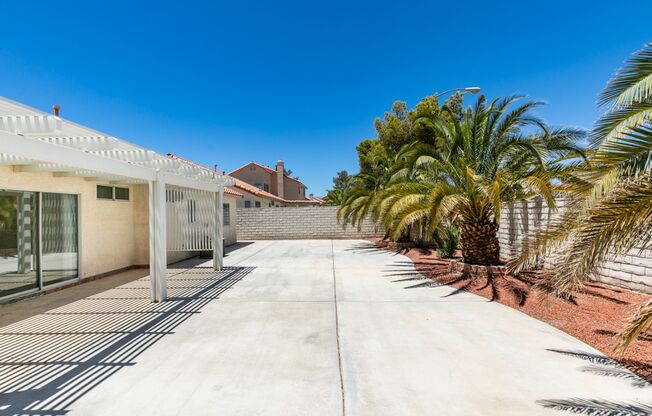 2 bedrooms 2 bathrooms single story house in NW