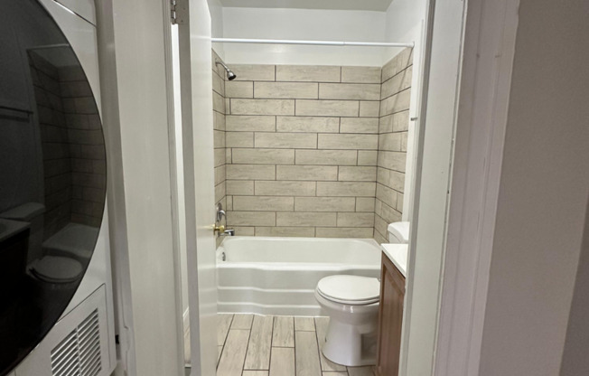 Studio, 1 bath, $1,000, Unit Unit A