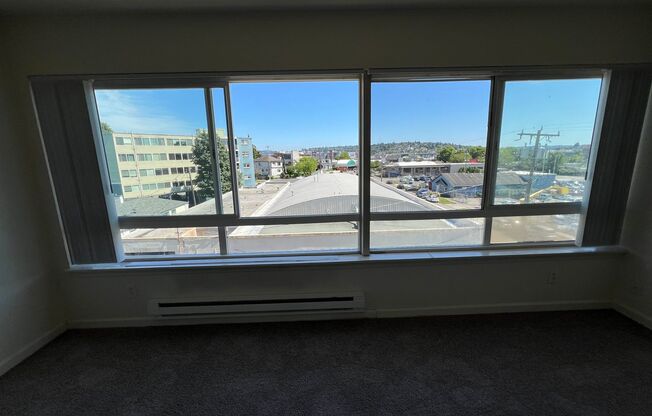 Studio, 1 bath, 300 sqft, $1,445, Unit R-405