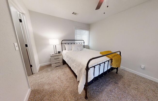 1 bed, 1 bath, 675 sqft, $1,225, Unit H-04