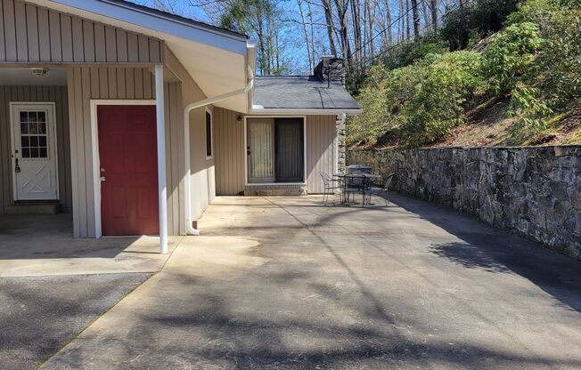 3/1.5 home for rent close to downtown Sylva