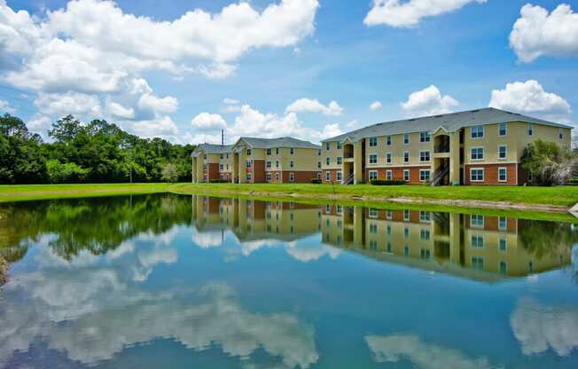 Welcome to Grande Court Apartments at Boggy Creek