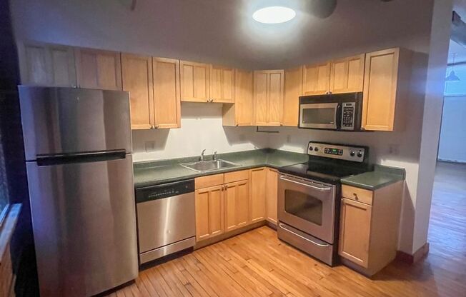 325 Lafayette Condos