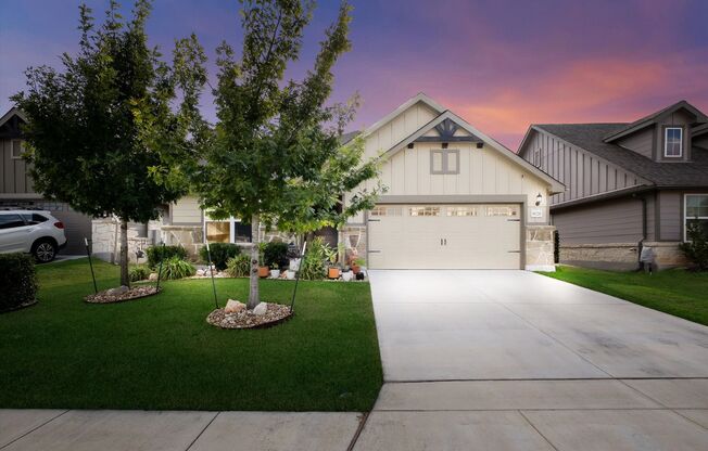 Bright & Airy Home on Curling Post