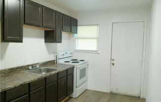 2 beds, 1 bath, $1,025, Unit UNIT 1