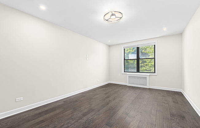 8105 4 AVE