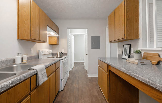 1 bed, 1.5 baths, 700 sqft, $1,200, Unit 1538-L