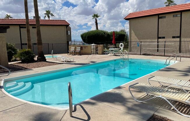 Available May 1st, 2026! Furnished, ground floor unit!