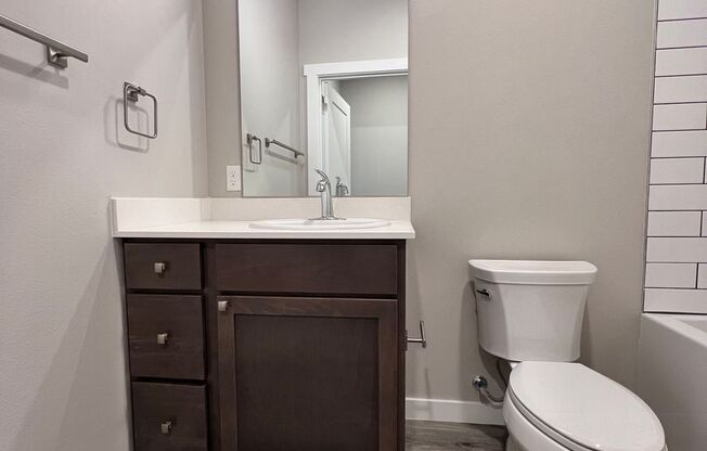 Studio, 1 bath, 318 sqft, $1,400, Unit 802