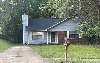 This Adorable 2 bedroom 2 bath duplex is located near Monroe Rd and Sardis Rd