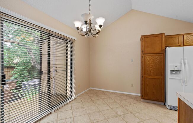 Perfect 3-Bedroom Condo in North Austin for Lease