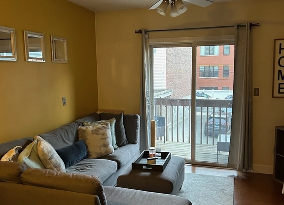 111 W 8Th St M