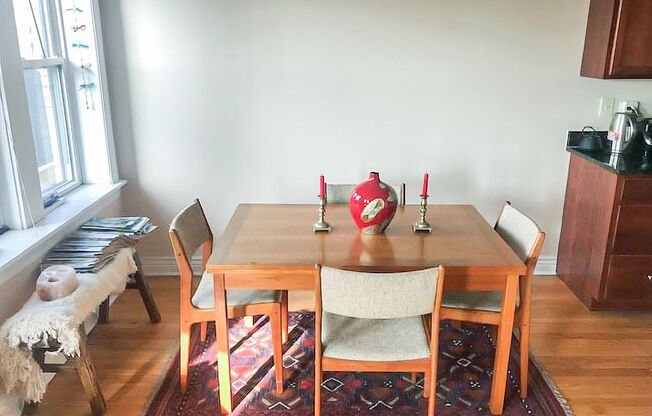 1 bed, 1 bath, 708 sqft, $2,295, Unit 4865-3W