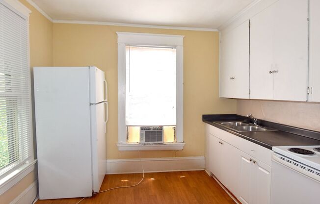 220-C Cox Ave