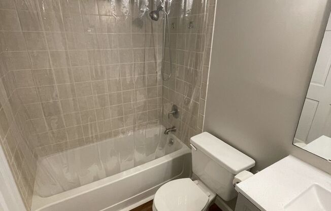 3 bd 2ba end unit townhouse.