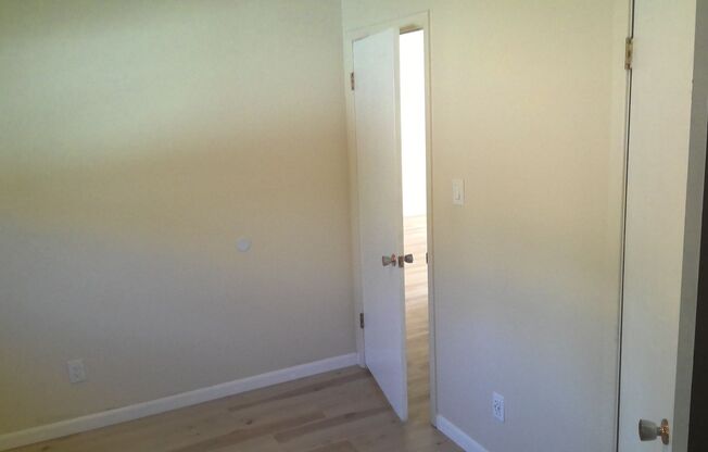 2 beds, 1 bath, $2,400