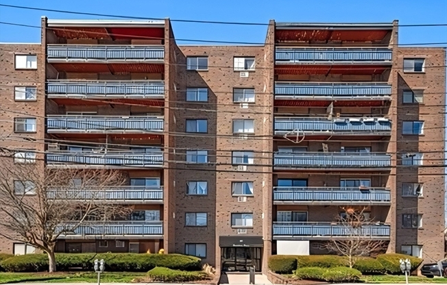 32 Whites Ave.