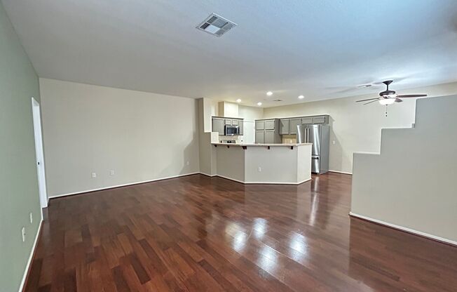 Gated Townhome 3-Bedrooms 2.5-Bathrooms!