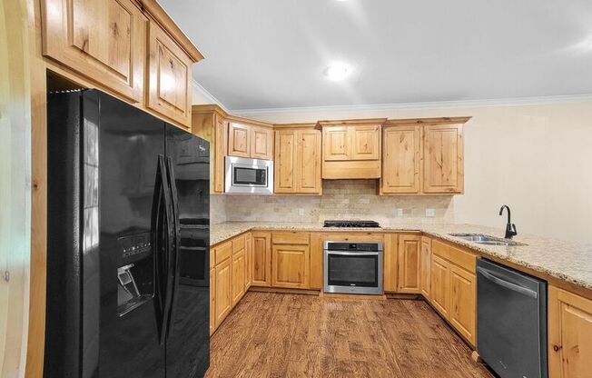 1020 ELWOOD RD
