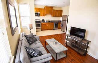 1 bed, 1 bath, 900 sqft, $895, Unit 12