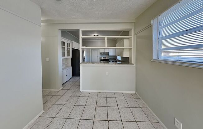 1104 W KIRBY ST