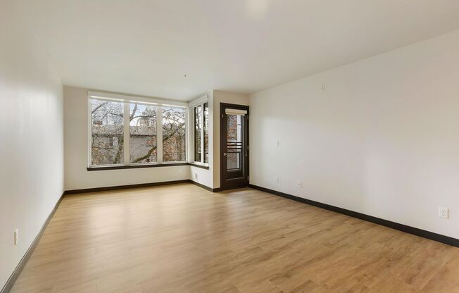 1 bed, 1 bath, 634 sqft, $2,445, Unit 511