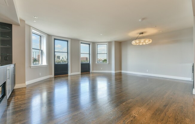 298 BEACON ST
