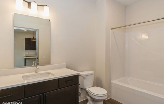 2 beds, 2 baths, 966 sqft, $1,495, Unit #313