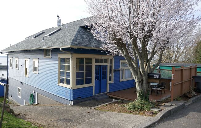 612 Florence Ave, Astoria, OR 97103