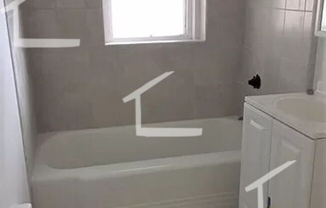 1 bed in Brookline available now