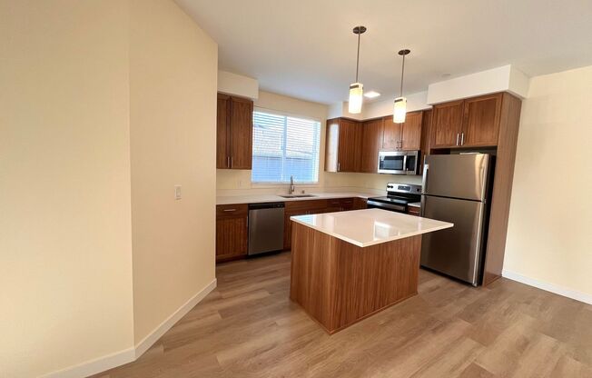 2 beds, 1 bath, $1,875, Unit A205