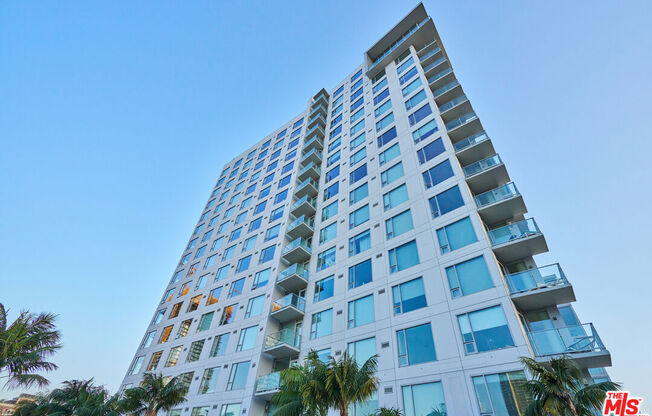 1 bed, 1 bath, 840 sqft, $3,300, Unit 1908