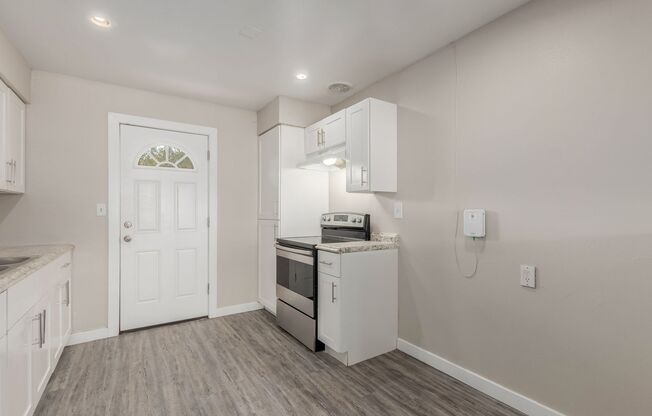 1 bed, 1 bath, $1,295, Unit 2040 - 4