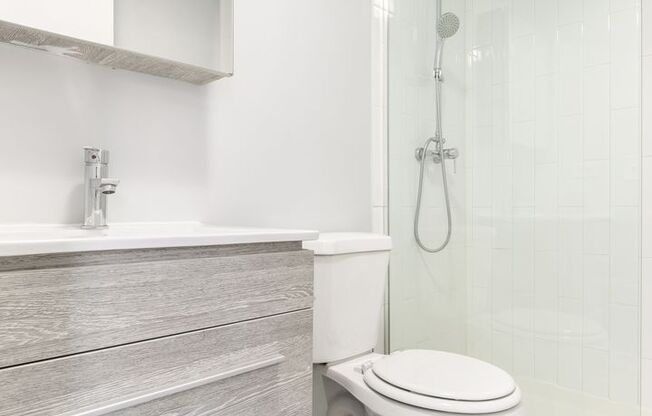 Studio, 1 bath, 242 sqft, $1,550, Unit 403