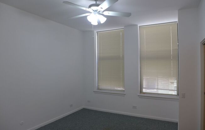 1 bed, 1 bath, 700 sqft, $1,950, Unit 05A