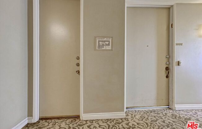 2 beds, 1.8 baths, 974 sqft, $4,200, Unit 1002