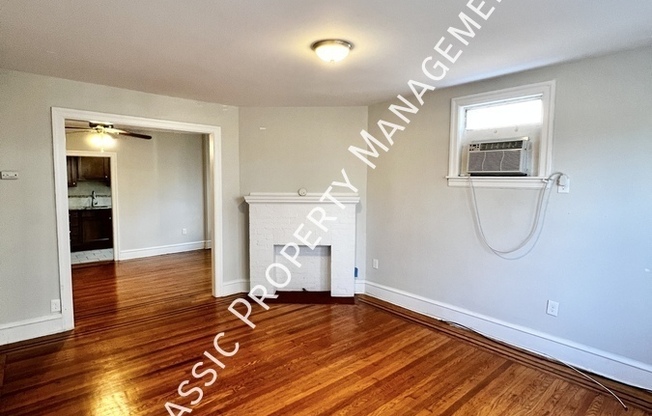 1504 DELAWARE AVE
