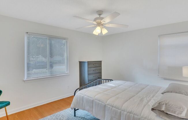 2 beds, 1 bath, $1,850, Unit Unit 2 (B)