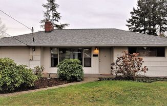 House For RENT:  Historic North Everett 2 br / 1 bath / garage