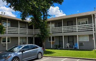 Central Villas Apartments 8807