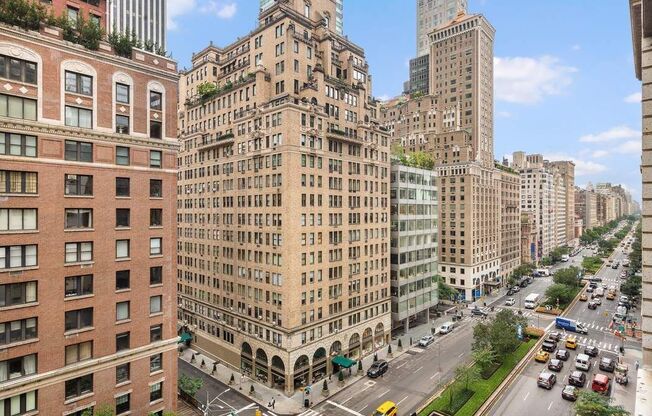 475 PARK AVE