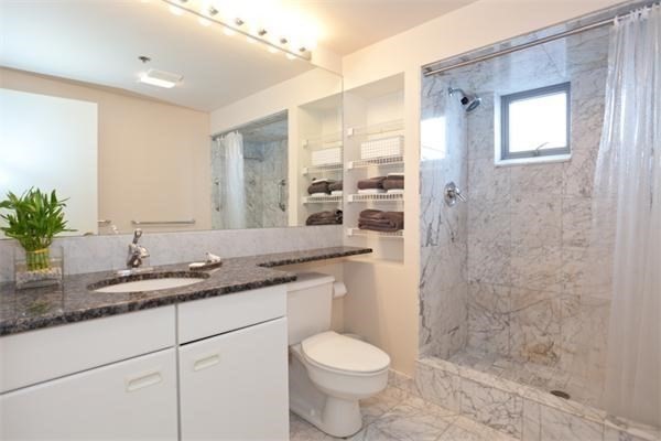 1 bed, 1.5 baths, 823 sqft, $3,300, Unit 801