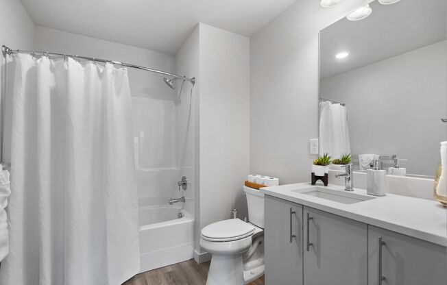 2 beds, 2 baths, 825 sqft, $1,475, Unit 110